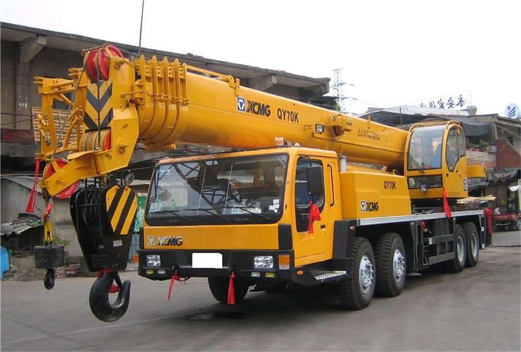 德清县吊车出租选择重点